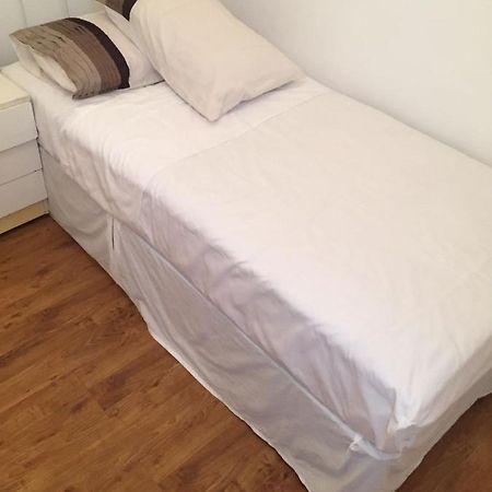 Devons Unique Short Stay Londra Dış mekan fotoğraf